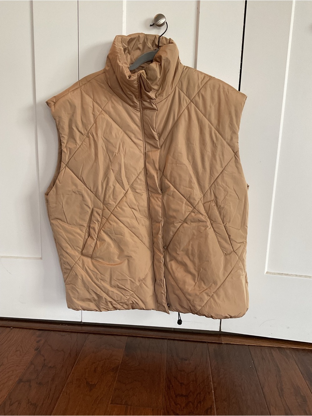 Women's Quilted Sleeveless Puffer Vest - Camel